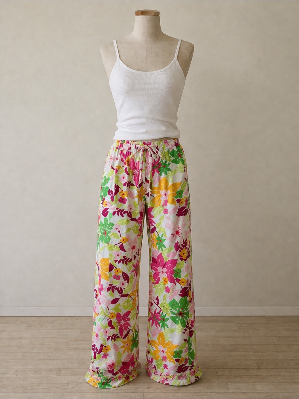 Victoria’s Secret Floral Pajama Pants XS Pink Green Tropical Lounge